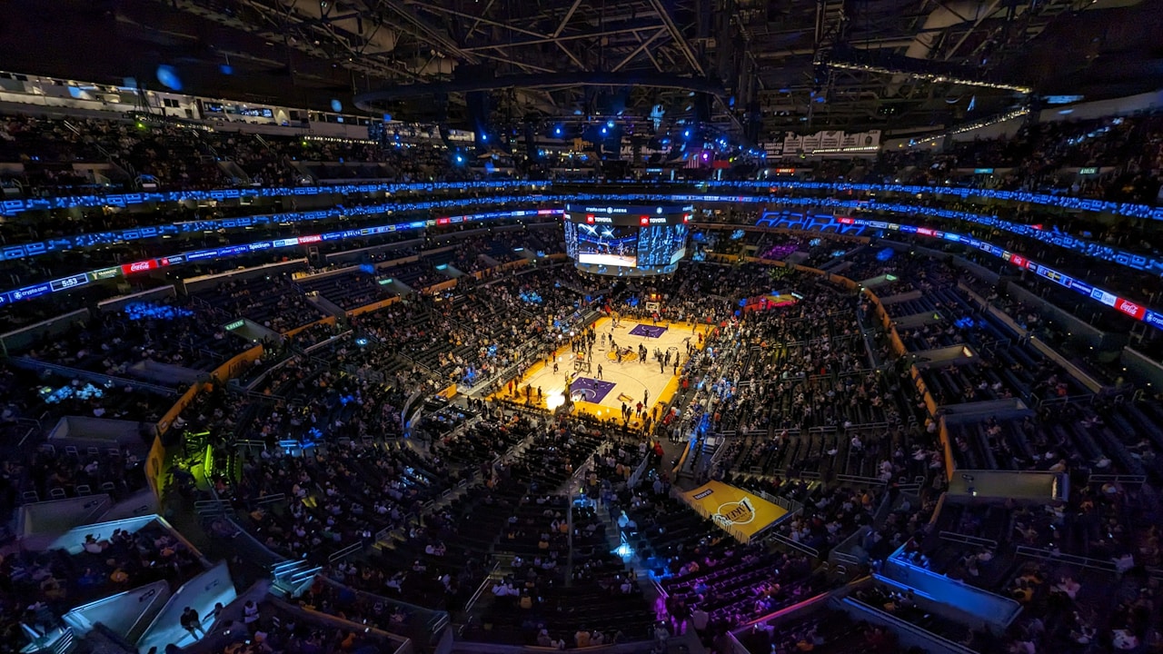 Movimentações pontuais e ajustes de elenco marcam a semana na NBA